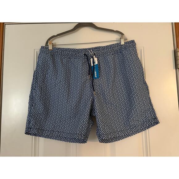 Men’s Swim Trunks Size XXL NWT - Picture 1 of 3